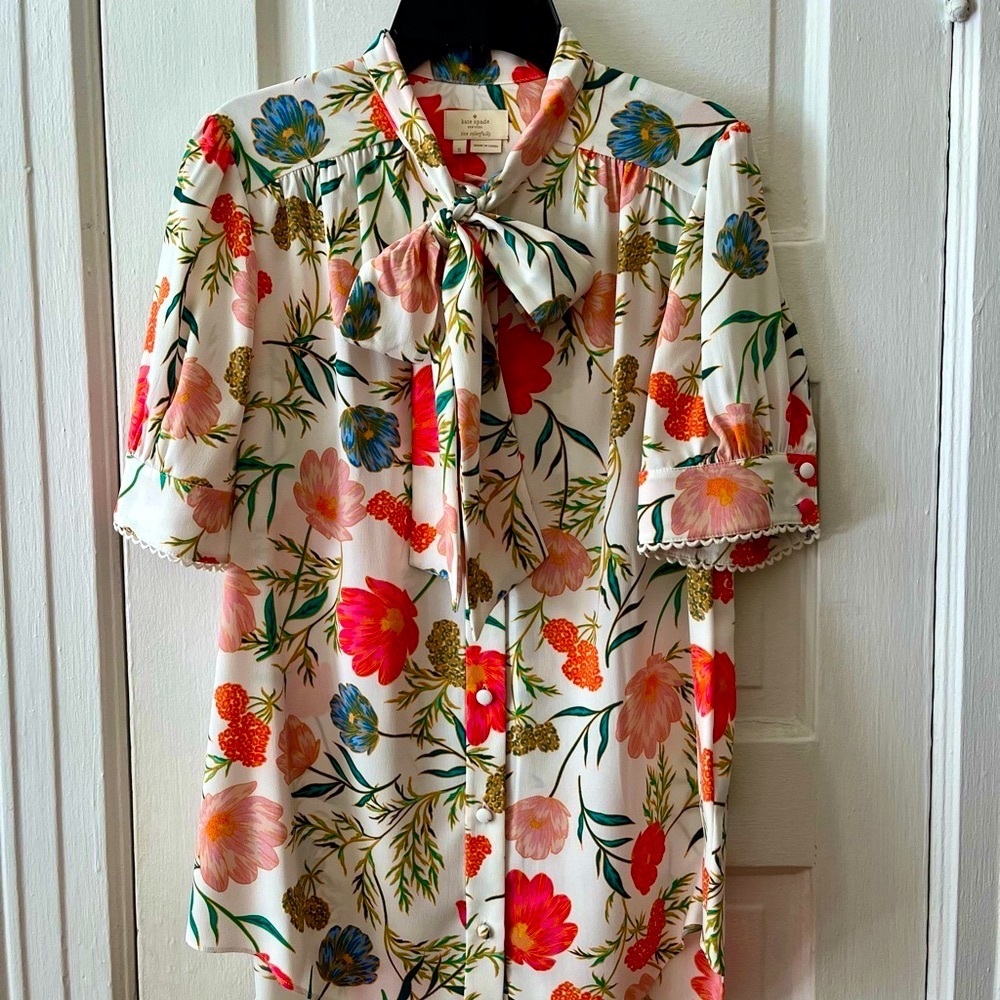 Kaye Spade NWT Floral Tie-Neck Blouse
